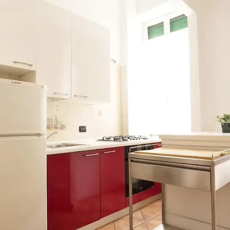 Fogagnolo's House - Vicino Metropolitana Apartment *