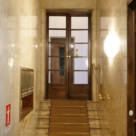Fogagnolo's House - Vicino Metropolitana Apartment